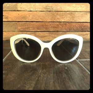 Kate Spade “Sherrie” Sunglasses off-white